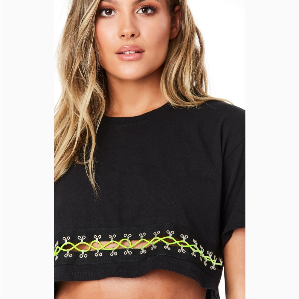LF Stores / Emma & Sam CRISS CROSS BUNGEE CROP - Picture 4 of 5